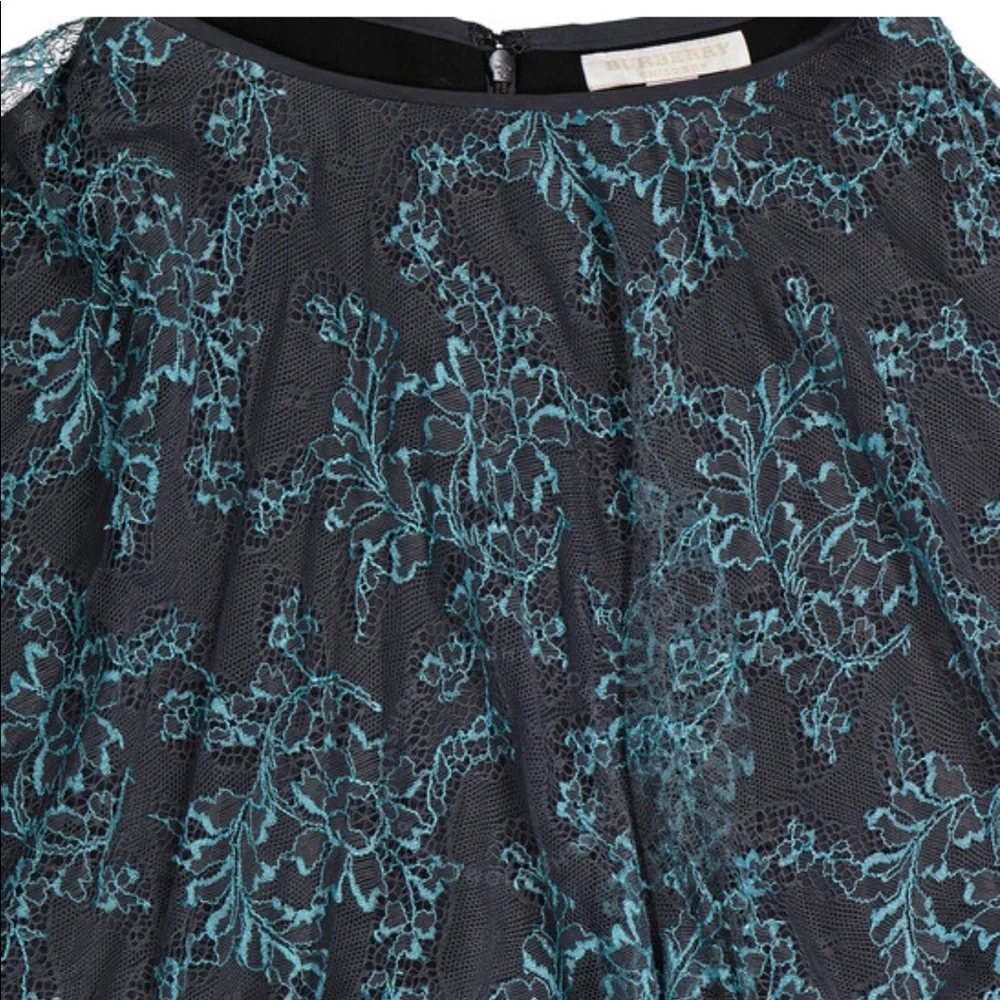BURBERRY, Girls Pleated Lace Skirt, Size 10Y - Picture 2 of 10